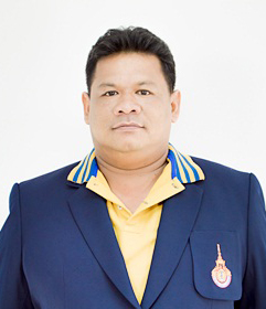 นายพยงค์ อยู่อ่อง